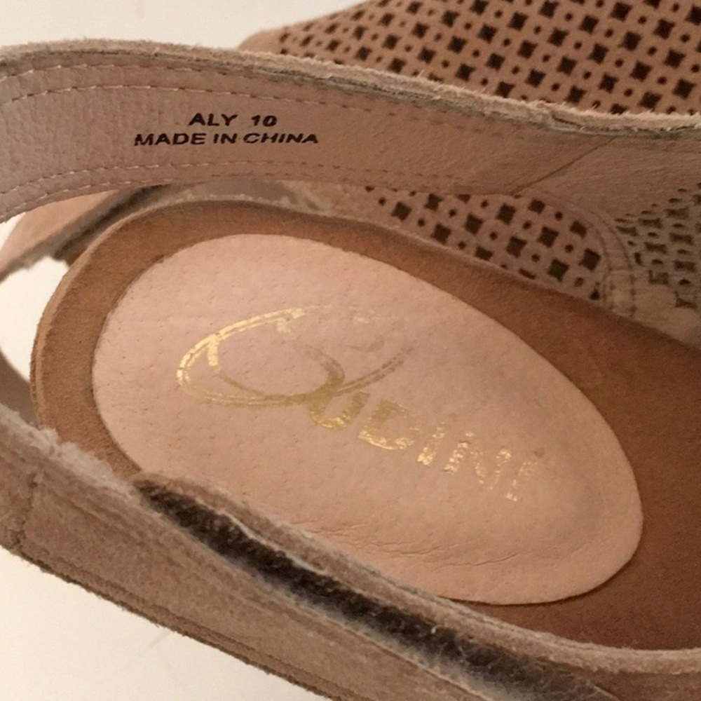 Sudini “Aly” Taupe Sling Back dress Wedge Perforated Suede Sandal Sz 10 NIB - Picture 11 of 15